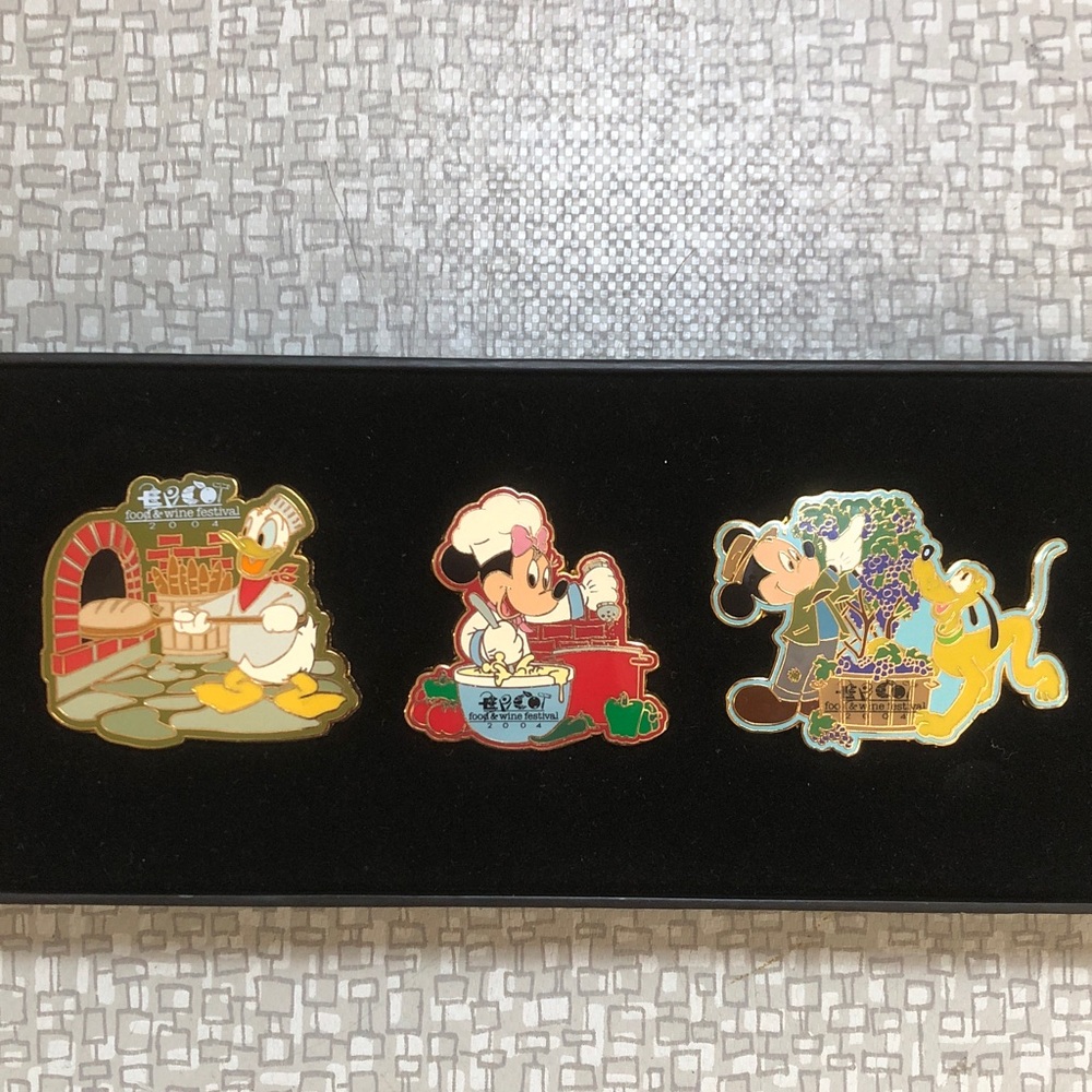 Disney 2004 Food & Wine Collectible Pins, Box of 3